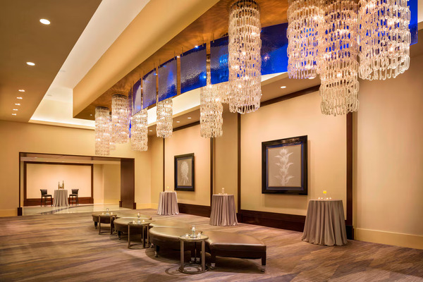 Renaissance Phoenix Downtown Hotel