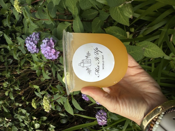 Mix It Up Mobile Bar LLC