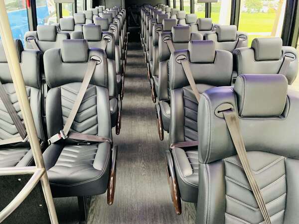 Monarch Bus and Limo