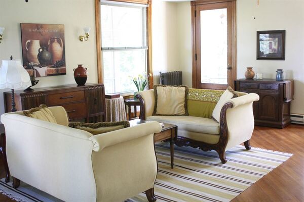 The Inn at Ragged Edge