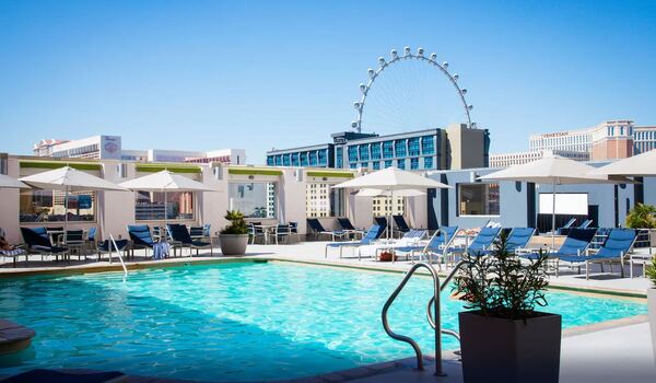 Platinum Hotel & Spa