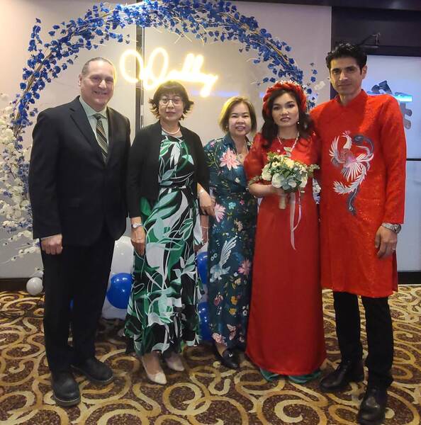 Sacred Circle Ministries - Wedding Officiant