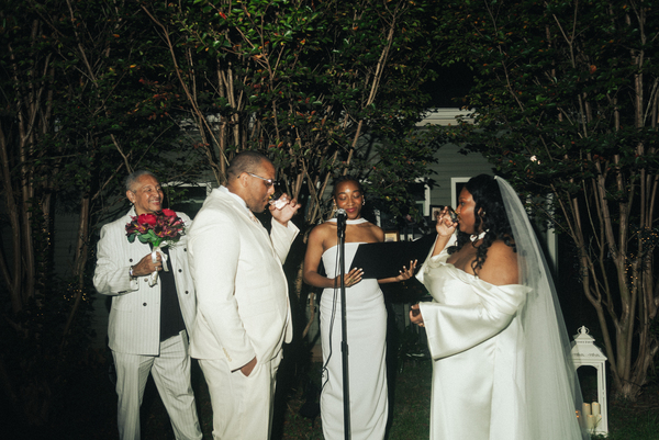 (Un)Veiled Divine Technologies