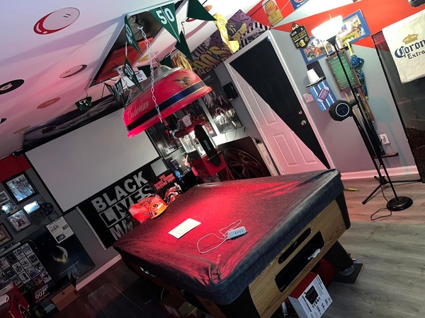 Brandon’s Bar & Entertainment