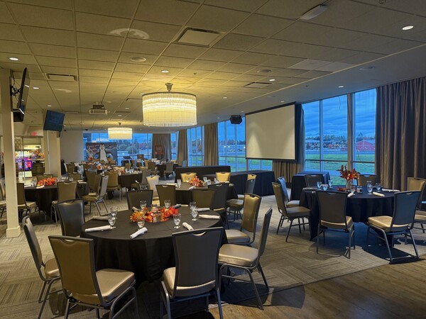 Elements Casino Surrey - Great Canadian Casinos