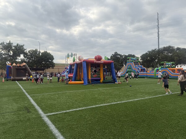 Yazmins Party Rentals