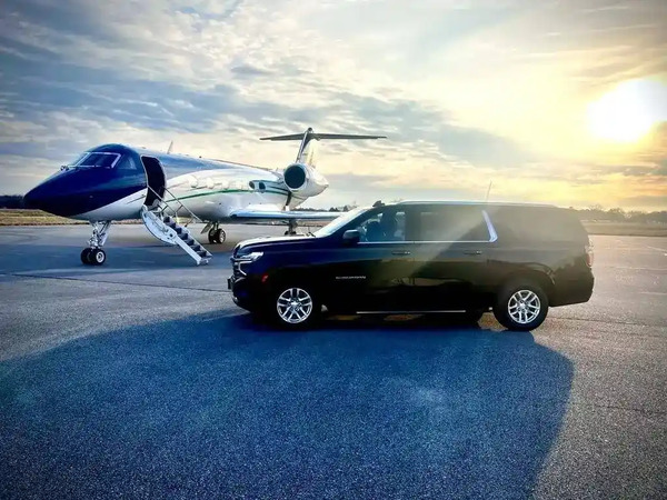 Frontline Limo Transport Black Car Service