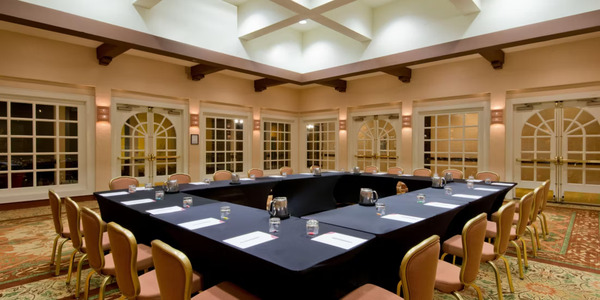 Crowne Plaza Albuquerque