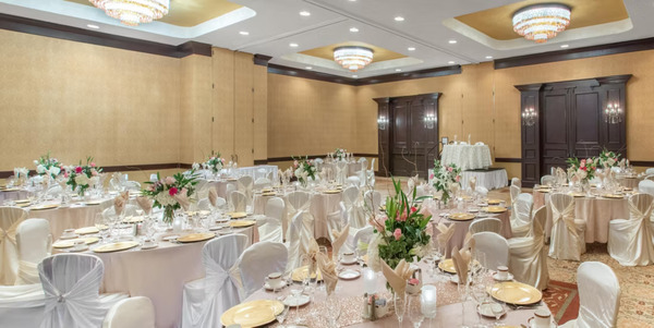 Crowne Plaza Albuquerque