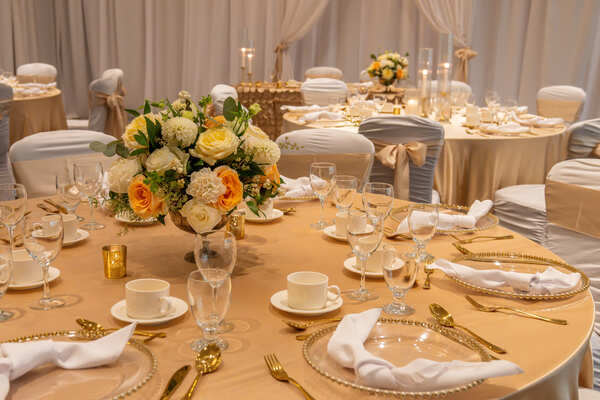 VANCOUVER AIRPORT MARRIOTT HOTEL