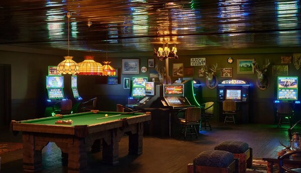 Field & Stream Lodge Bozeman