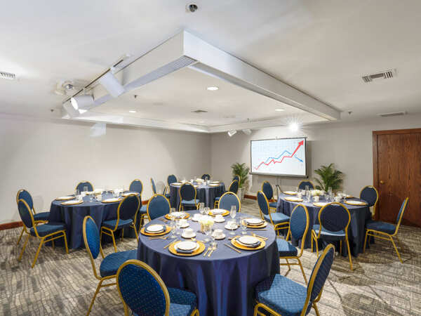 Chase Suite Hotel Brea