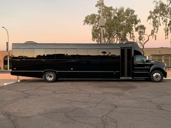 Rocky's Worldwide Chauffeured Transportation