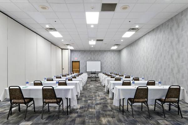 Cedar Shore Resort & Conference Center