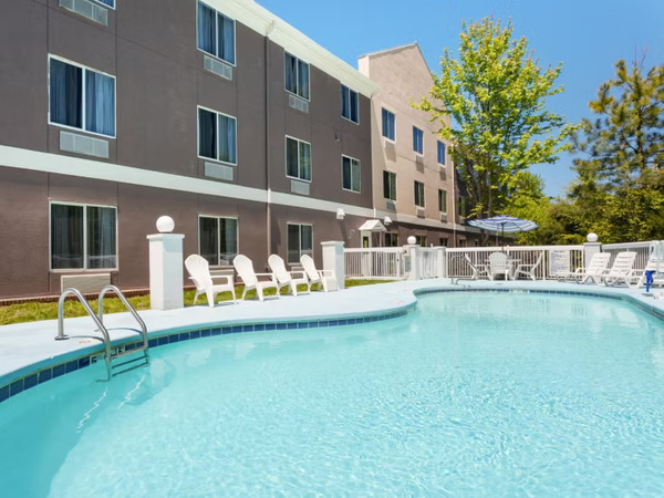 Holiday Inn Express Mebane