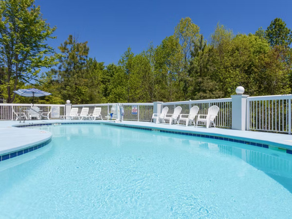 Holiday Inn Express Mebane