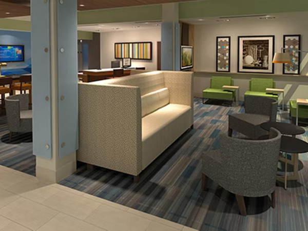 Holiday Inn Express & Suites /Oak Grove