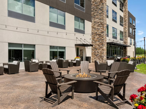 Holiday Inn Express & Suites Rhinelander