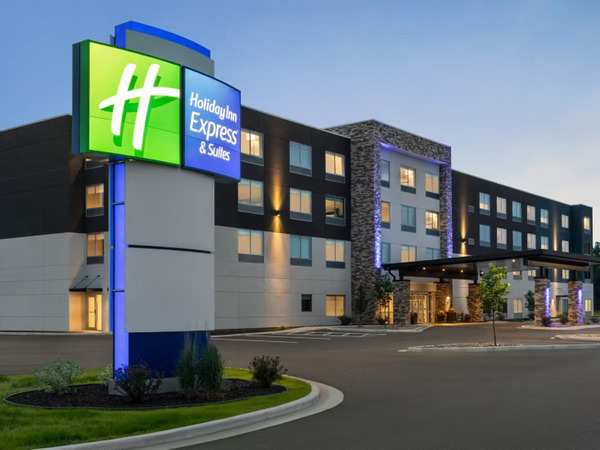 Holiday Inn Express & Suites Rhinelander