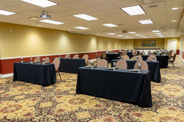 The Mount Vernon Grand Hotel