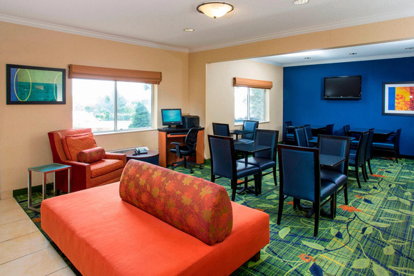 Fairfield Inn & Suites Toledo Maumee