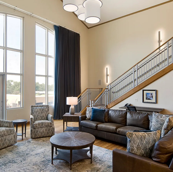 ClubHouse Hotel & Suites Pierre