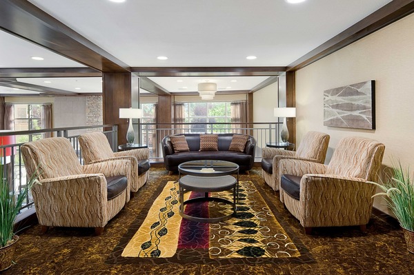 ClubHouse Hotel & Suites Pierre