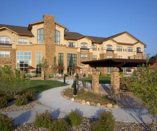 ClubHouse Hotel & Suites Sioux Falls