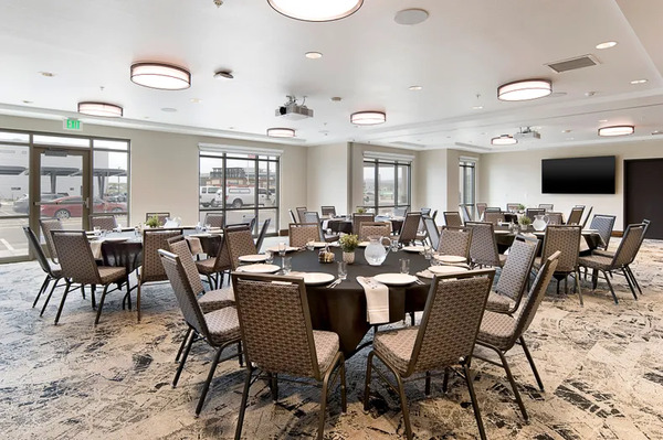 ClubHouse Hotel & Suites Rapid City