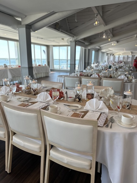 McLoone's Pier House