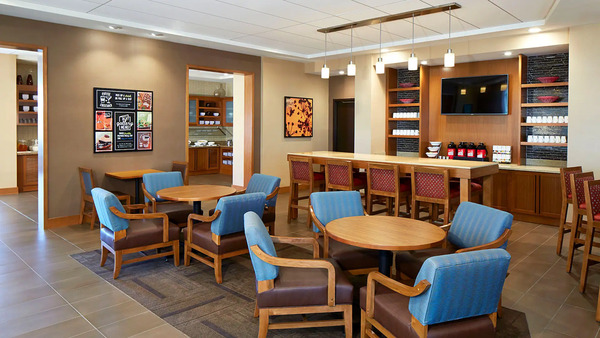 Hyatt Place Lansing-East