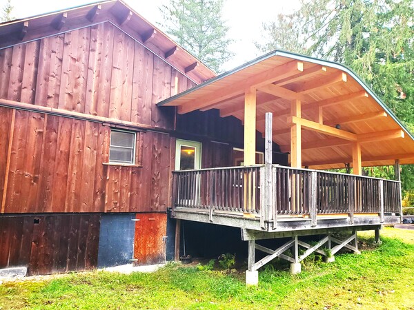 Harrop & District Community Center Society