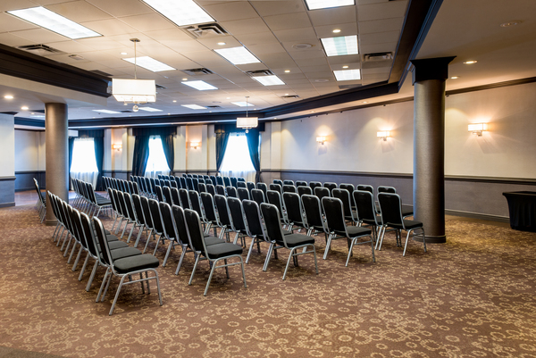 Best Western Plus Village Park Inn