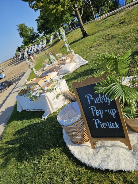 Pretty Popup Picnics & Events