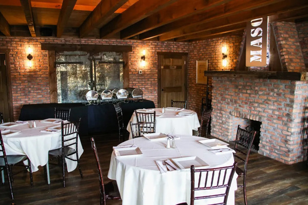 Dibbles Inn Orchard & Estate