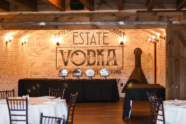 Dibbles Inn Orchard & Estate