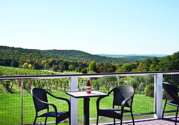 Millbrook Vineyards & Winery