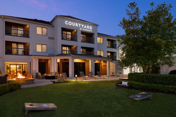Courtyard Greenville