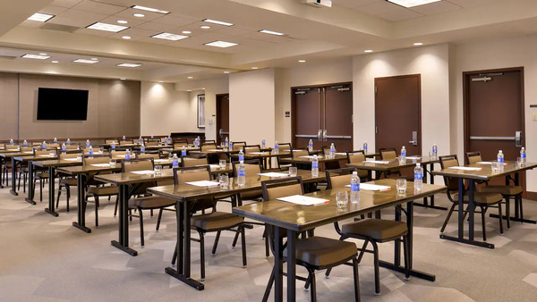 Hyatt Place Garden City