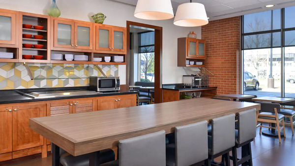 Hyatt Place Garden City