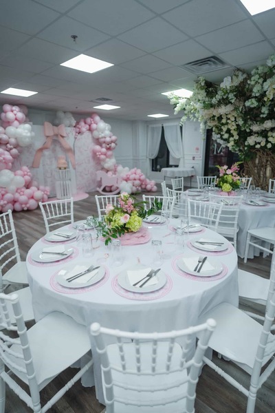 Majestic By Victoria's Cake