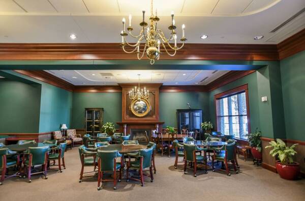 Grand Valley State University – Richard M. DeVos Center