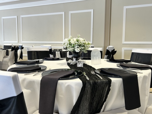 Travis Pointe Country Club