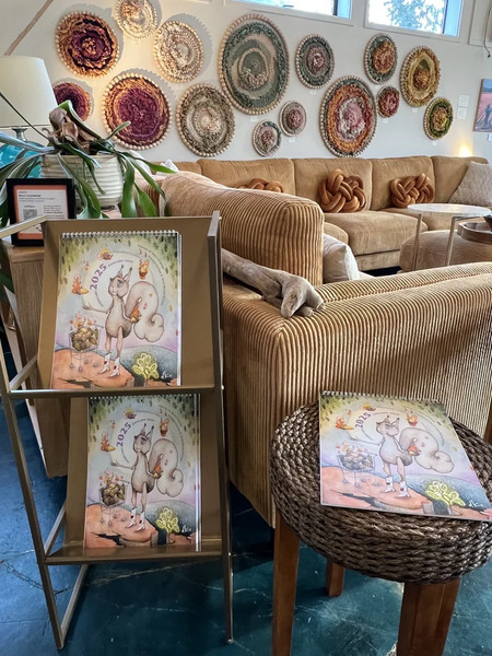 Luminous Gallery | Studio