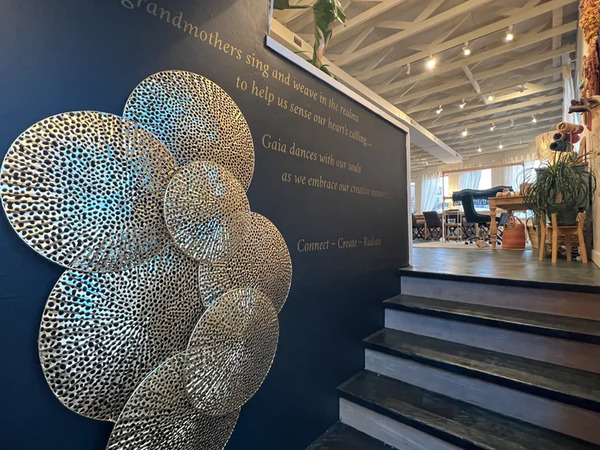 Luminous Gallery | Studio