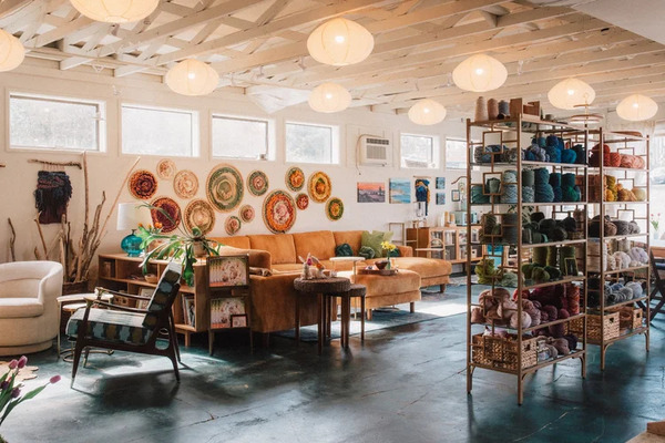 Luminous Gallery | Studio