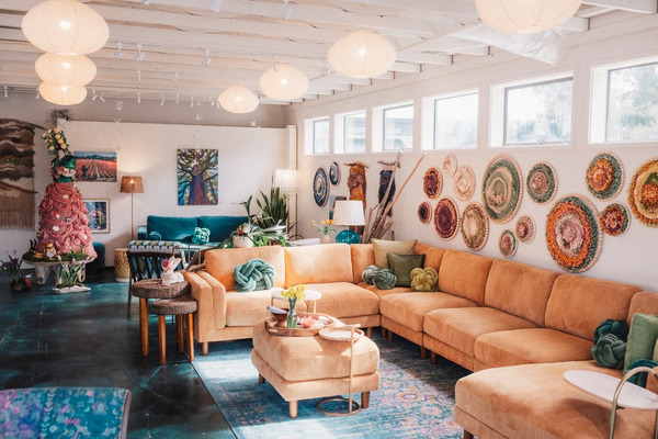 Luminous Gallery | Studio