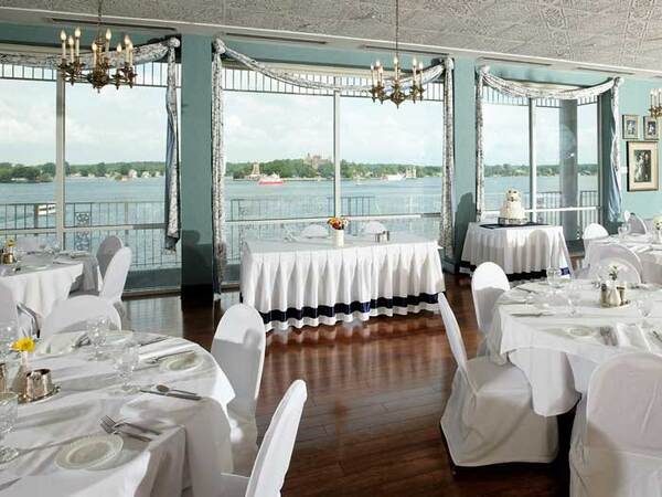 Riveredge Resort Hotel