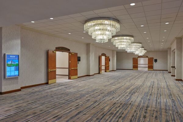 Westin Kansas City Hotel at Crown Center