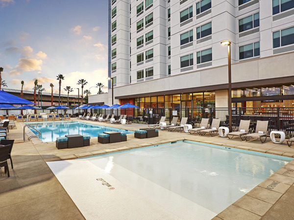 Anaheim Resort Suites near Disneyland